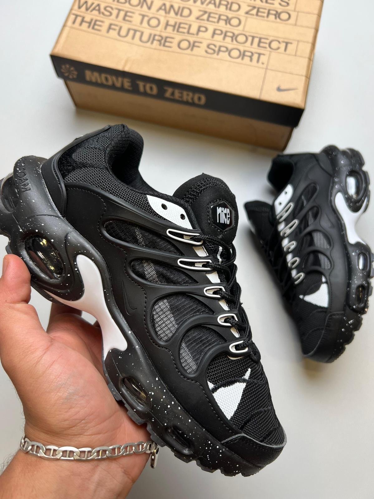 Zapatillas Nike Air Max Terrascape Plus — Negro y blanco