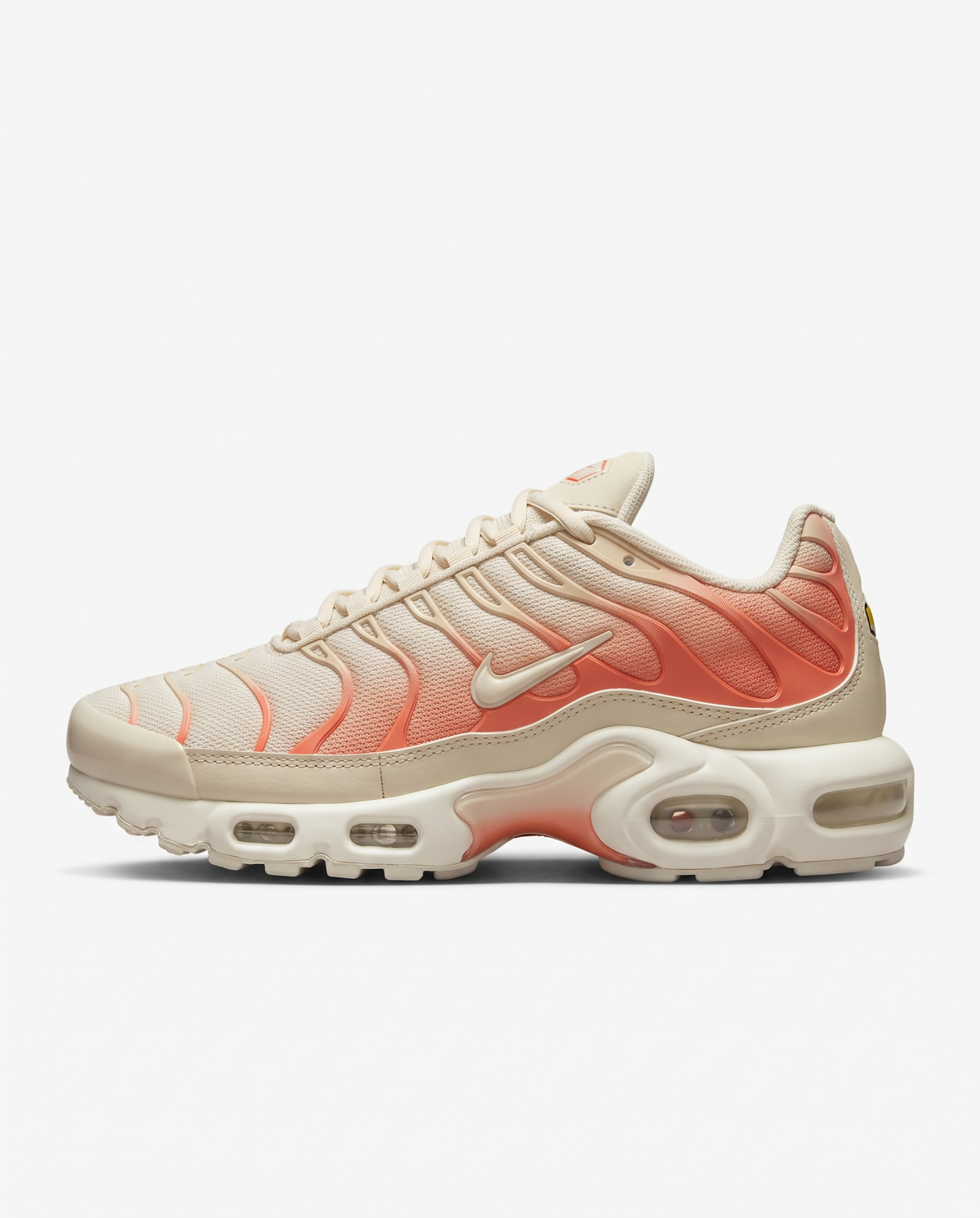 Zapatillas Nike Air Max Plus — Crema y coral