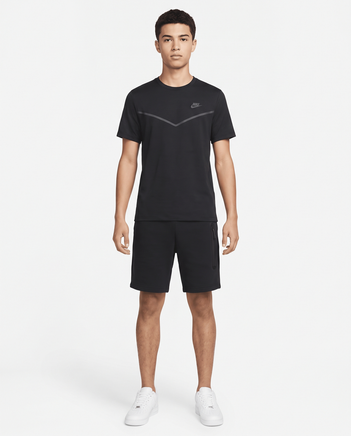 Conjunto Nike Tech camiseta y pantalón corto — Negro y gris