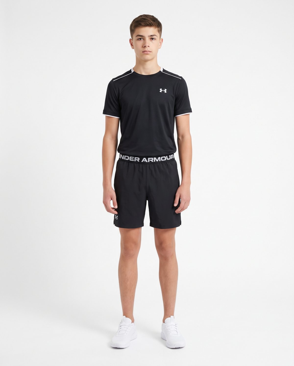 Conjunto Under Armour camiseta y pantalón corto — Negro (modelo 3)