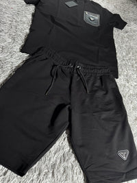 Conjunto Prada camiseta y pantalón corto — Negro