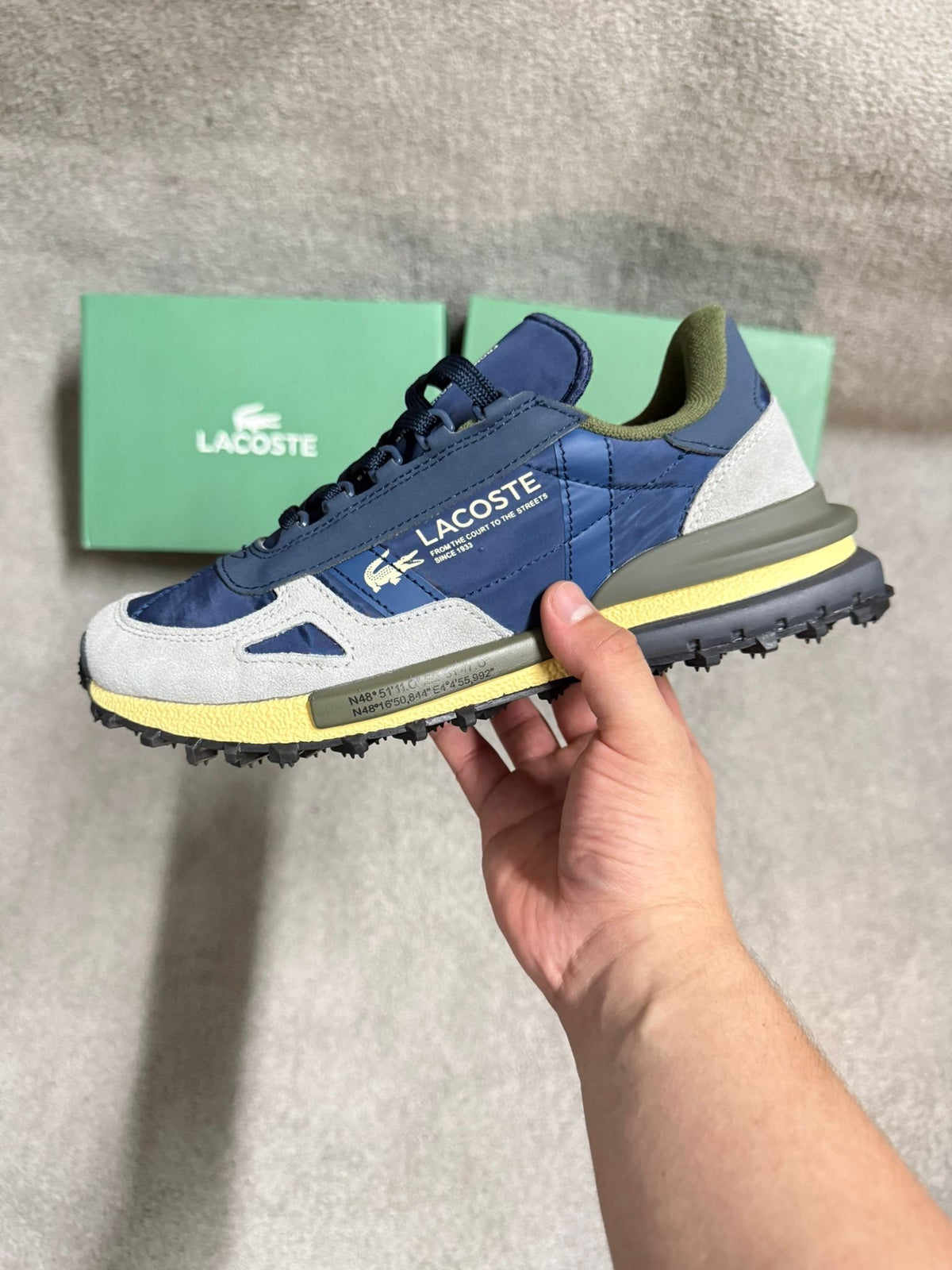 Zapatillas Lacoste Elite Active — Azul marino y amarillo