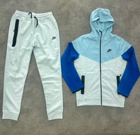 Chándal Nike Tech Fleece — Blanco y azul