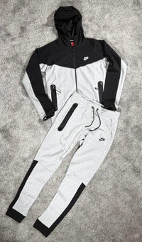 Chándal Nike Tech Fleece — Gris claro y negro