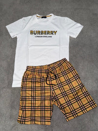 Conjunto camiseta y pantalón corto Burberry — Blanco y cuadros beige