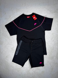 Conjunto Nike Tech camiseta y pantalón corto — Negro y fucsia