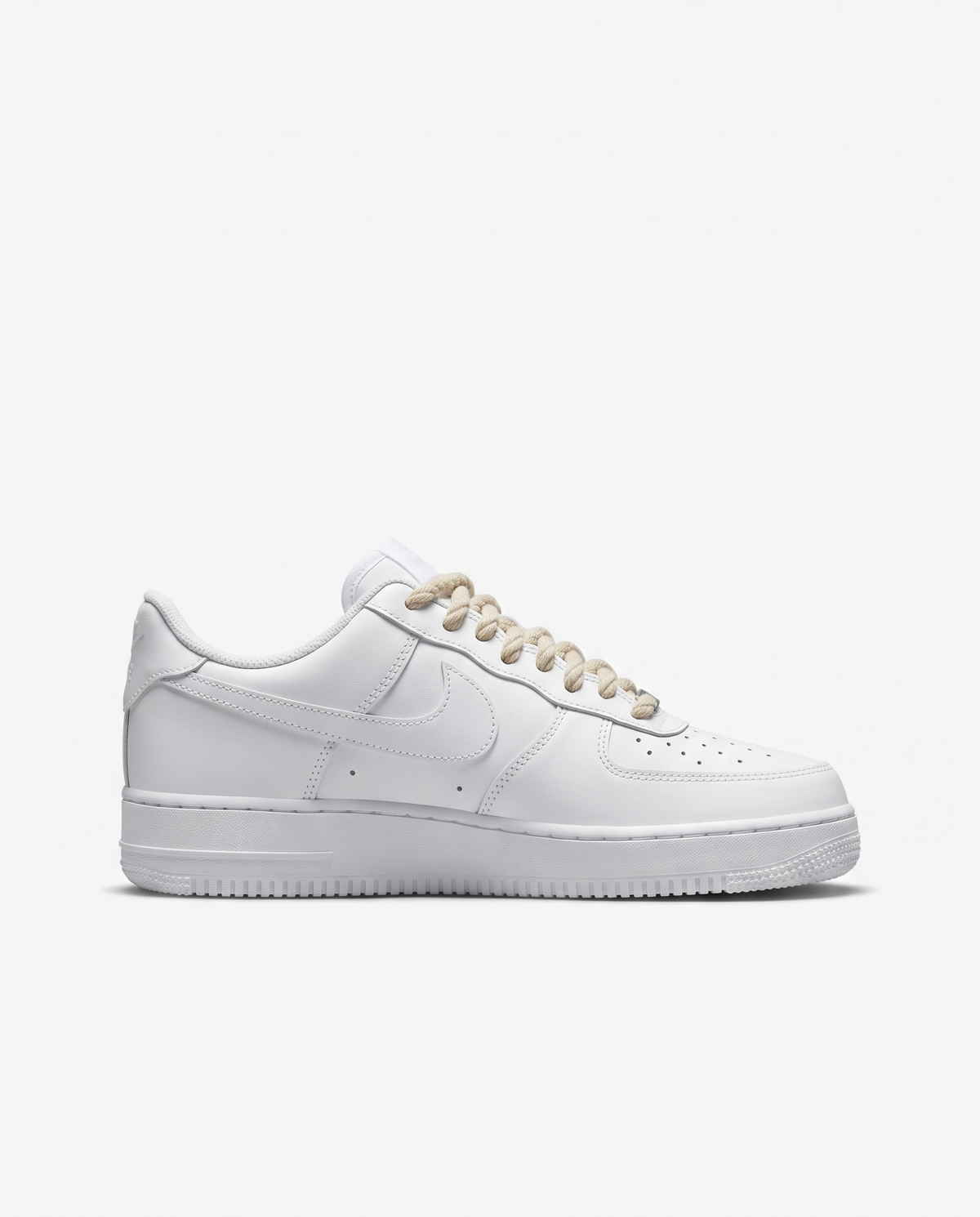 Zapatillas Nike Air Force 1 — Blanco y beige