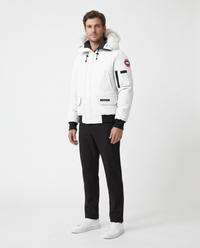 Parka bomber Canada Goose con capucha de pelo — Blanco