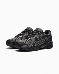 Zapatillas New Balance 1906R — Negro