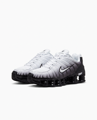 Zapatillas Nike Shox TL — Blanco y negro degradado