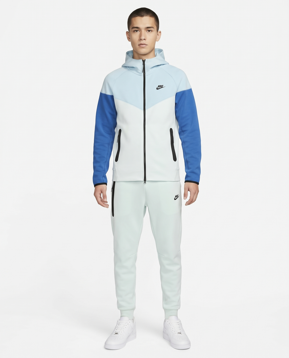 Chándal Nike Tech Fleece — Blanco y azul