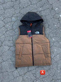 Chaleco acolchado con capucha The North Face — Marrón y negro