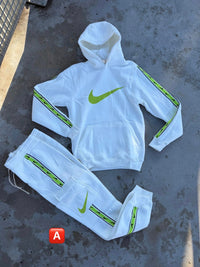 Chándal de algodón con capucha Nike — Blanco y verde lima
