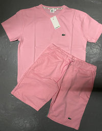 Conjunto camiseta y pantalón corto Lacoste — Rosa