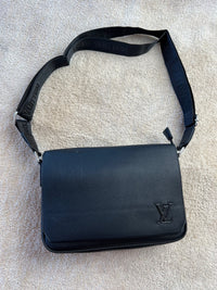 Bolso messenger Louis Vuitton — Azul marino