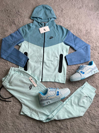Chándal Nike Tech Fleece — Azul petróleo y menta