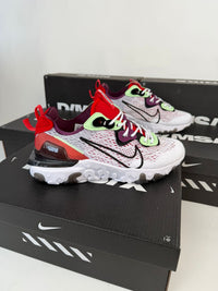 Zapatillas Nike React Vision — Rosa y granate