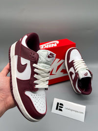 Zapatillas Nike Dunk Low — Burdeos y blanco