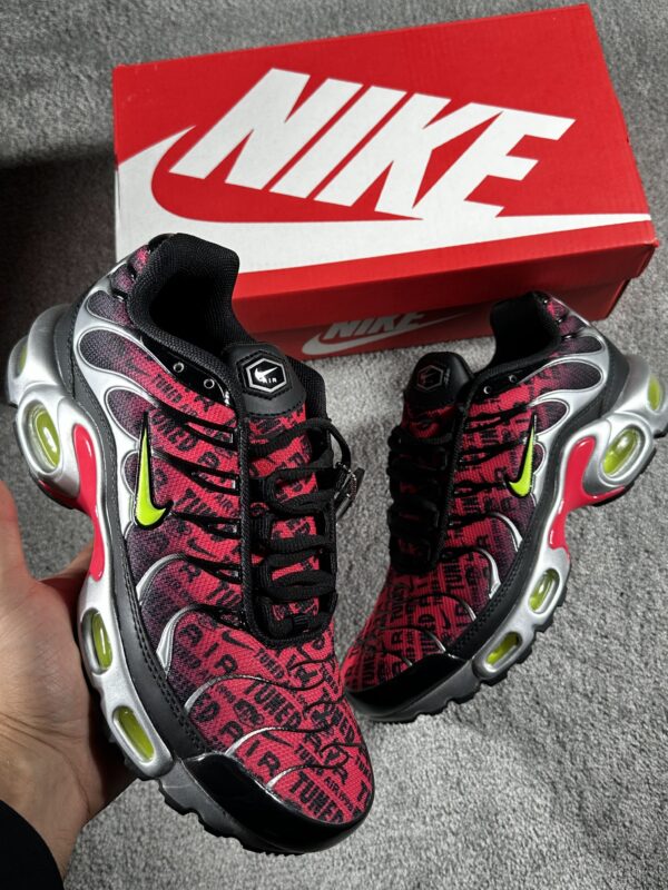 NIKE TN