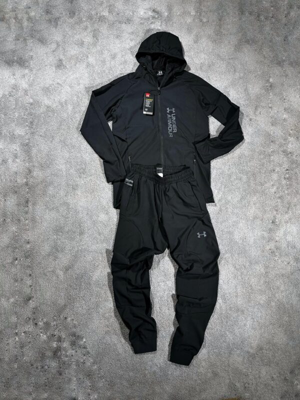 CHANDAL LARGO UNDER ARMOUR NEGRO