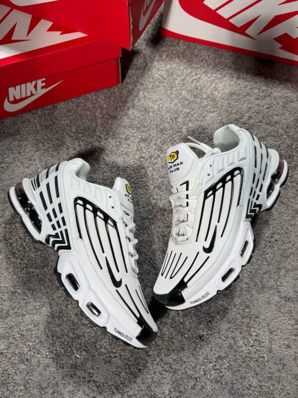 Nike Tuned – Modelo 2024 - Imagen 3