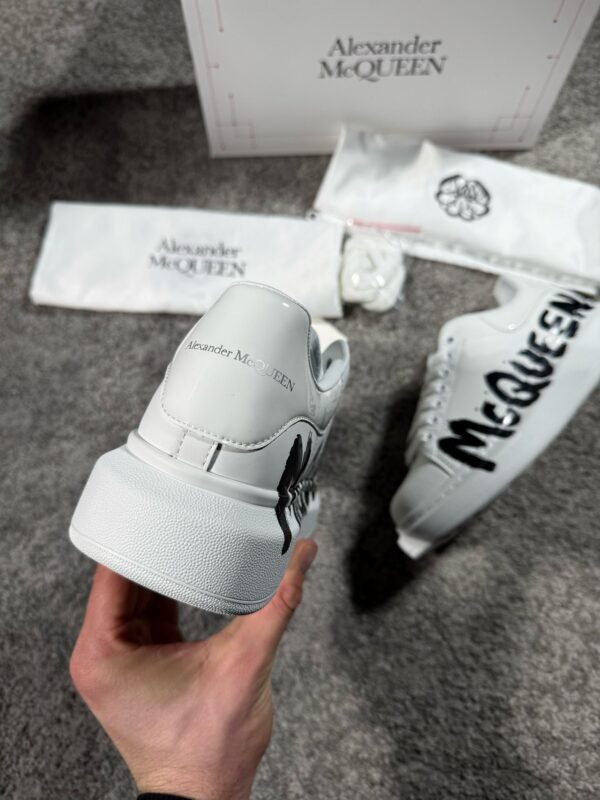 NUEVA DISPONIBILIDAD – MCQUEEN - Imagen 7