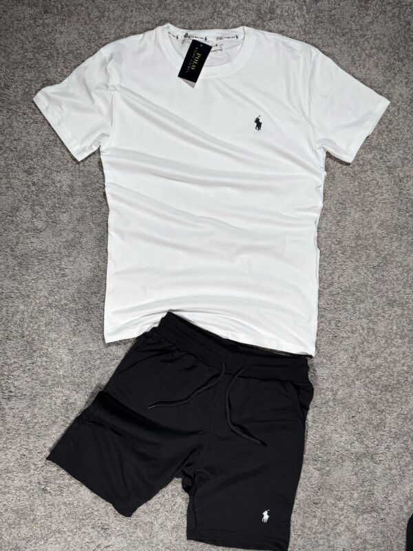 CONJUNTO CORTO POLO RALPH LAUREN – ELEGANCIA Y COMODIDAD