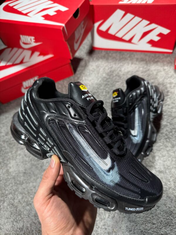 NIKE TUNED 2024 - Imagen 2