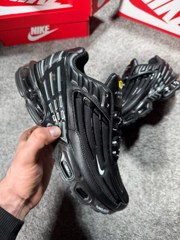 Nike Tuned – Modelo 2024 - Imagen 3