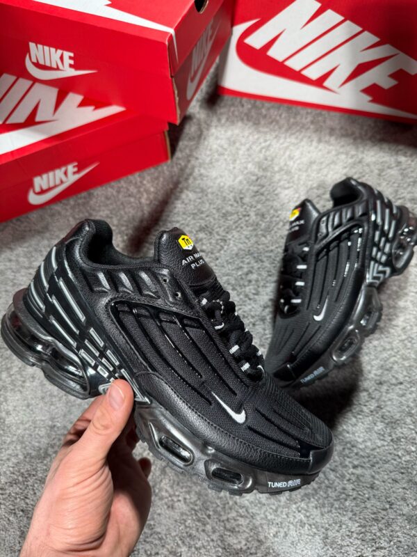 Nike Tuned – Modelo 2024 - Imagen 2