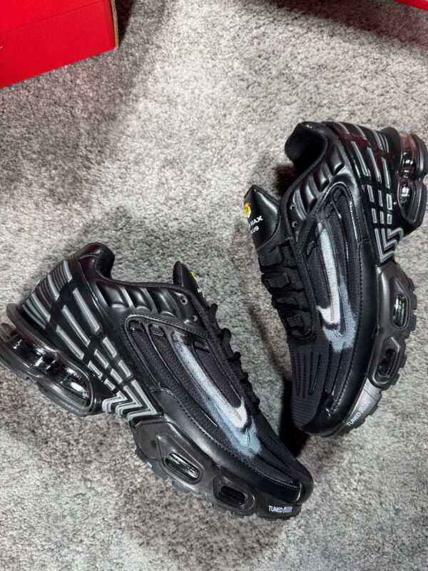 NIKE TUNED 2024 - Imagen 4